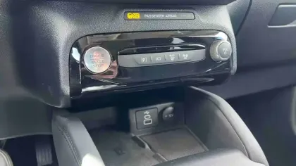 Photo 25 Ford Kuga Gén. III Ph2 Titanium Business 5