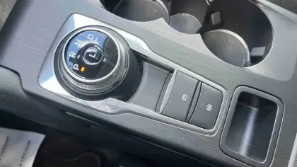 Photo 22 Ford Kuga Gén. III Ph2 Titanium Business 5