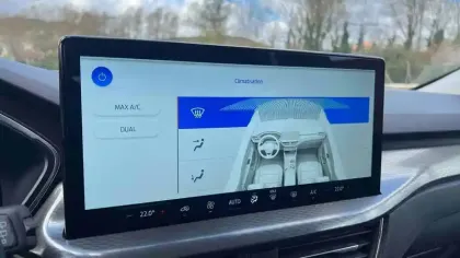 Photo 24 Ford Kuga Gén. III Ph2 Titanium Business 5