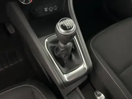 Photo 41 Renault Captur  Blue dCi 95