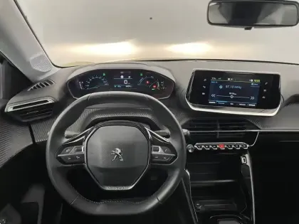 Photo 29 Peugeot 208  Electrique 50 kWh 136ch