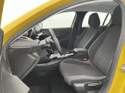 Photo 21 Peugeot 208  Electrique 50 kWh 136ch