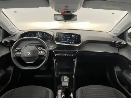 Photo 32 Peugeot 208  Electrique 50 kWh 136ch
