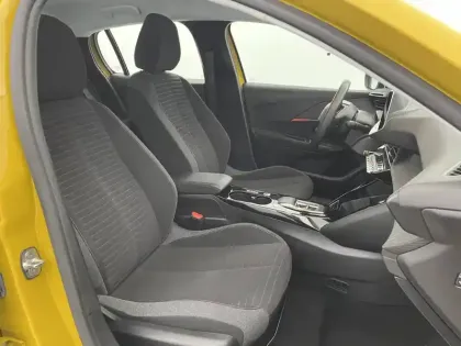 Photo 33 Peugeot 208  Electrique 50 kWh 136ch