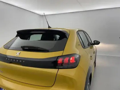 Photo 38 Peugeot 208  Electrique 50 kWh 136ch