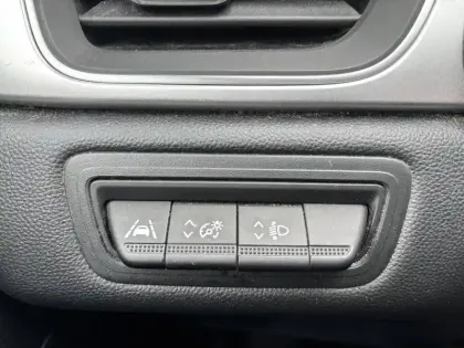 Photo 61 Renault Captur  E-Tech 145 - 21