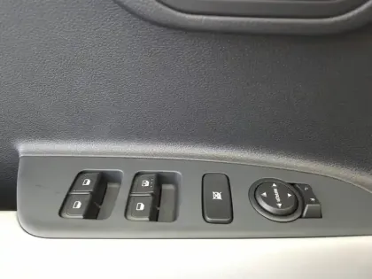 Photo 12 Kia Stonic  1.0 T-GDi 100 ch DCT7