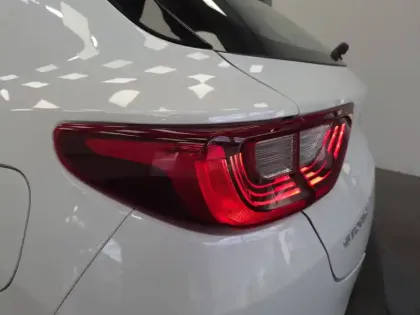 Photo 17 Kia Stonic  1.0 T-GDi 100 ch DCT7