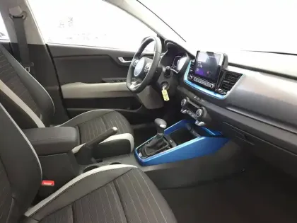 Photo 8 Kia Stonic  1.0 T-GDi 100 ch DCT7