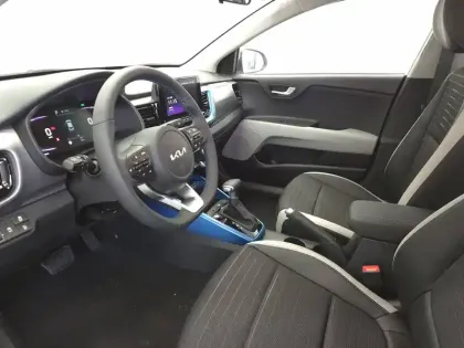 Photo 6 Kia Stonic  1.0 T-GDi 100 ch DCT7