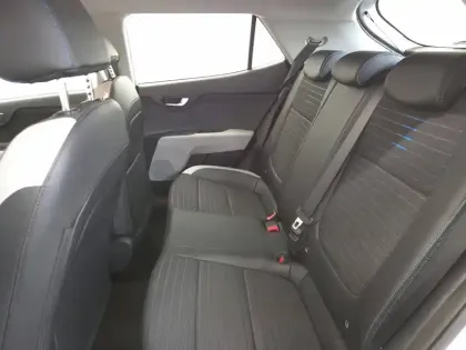 Photo 9 Kia Stonic  1.0 T-GDi 100 ch DCT7