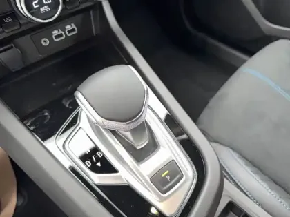 Photo 111 Renault Arkana  E-Tech full hybrid 145 GSR2