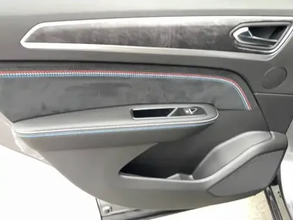 Photo 93 Renault Arkana  E-Tech full hybrid 145 GSR2