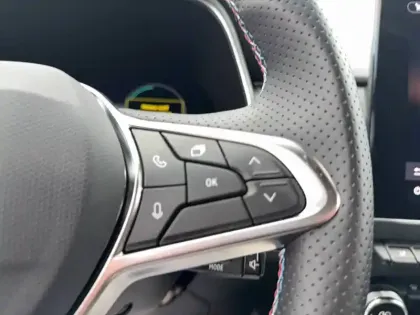 Photo 116 Renault Arkana  E-Tech full hybrid 145 GSR2