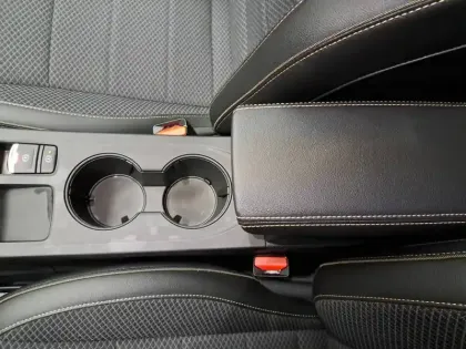 Photo 33 Renault Arkana  E-Tech full hybrid 145 GSR2