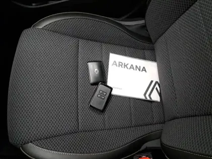 Photo 40 Renault Arkana  E-Tech full hybrid 145 GSR2
