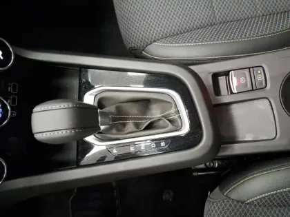 Photo 35 Renault Arkana  E-Tech full hybrid 145 GSR2