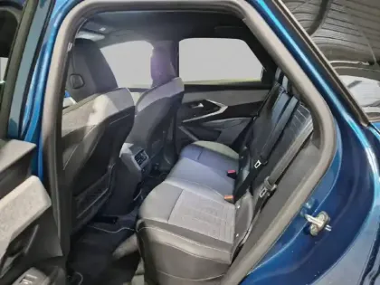 Photo 11 Peugeot 3008  Hybrid 145 e-DCS6