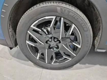 Photo 12 Peugeot 3008  Hybrid 145 e-DCS6