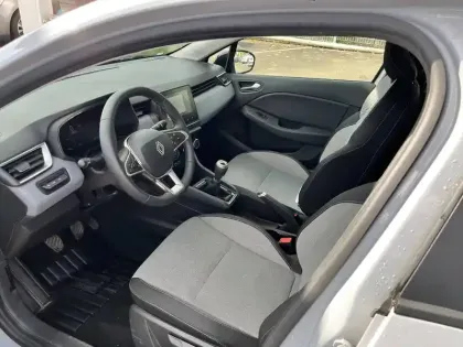 Photo 9 Renault Clio  Blue dCi 100 ch GSR2