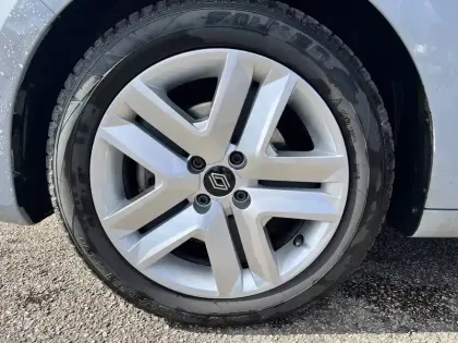 Photo 6 Renault Clio  Blue dCi 100 ch GSR2