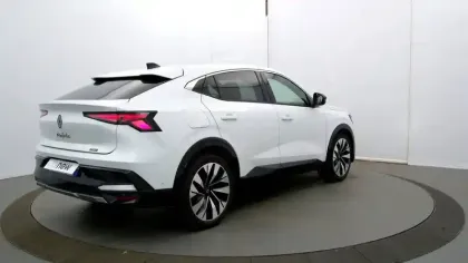 Photo 18 Renault Rafale  E-Tech full hybrid 200