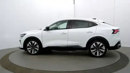 Photo 31 Renault Rafale  E-Tech full hybrid 200