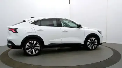 Photo 7 Renault Rafale  E-Tech full hybrid 200