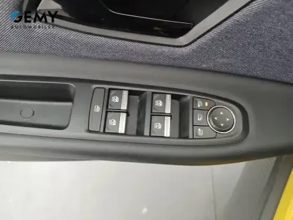 Photo 13 Renault 5 Renault  E-Tech Electrique 10 ch autonomie confort