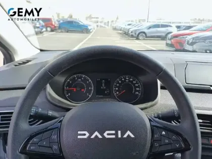 Photo 13 Dacia Sandero  SCe 65