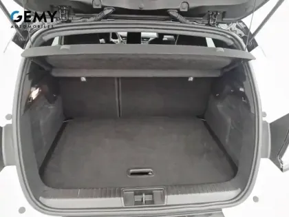 Photo 21 Renault Captur  E-Tech full hybrid 145 ch
