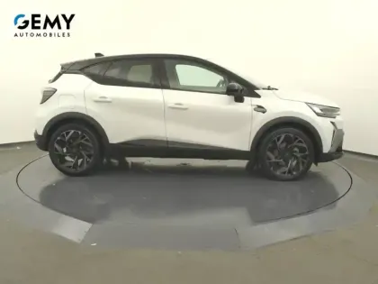 Photo 39 Renault Captur  E-Tech full hybrid 145 ch