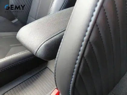 Photo 70 Renault Clio Gén. V (BJA) Ph2 esprit Alpine 5