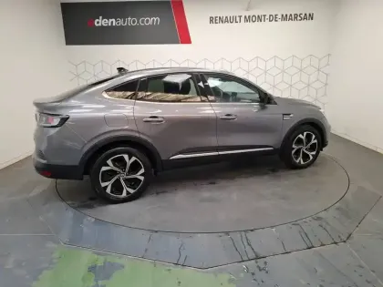Photo 10 Renault Arkana  E-Tech full hybrid 145 GSR2