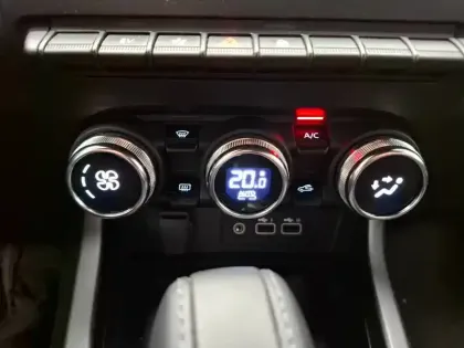 Photo 44 Renault Arkana  E-Tech full hybrid 145 GSR2