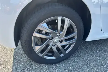 Photo 57 Peugeot 208 Gén. II Ph1 NG Style 5