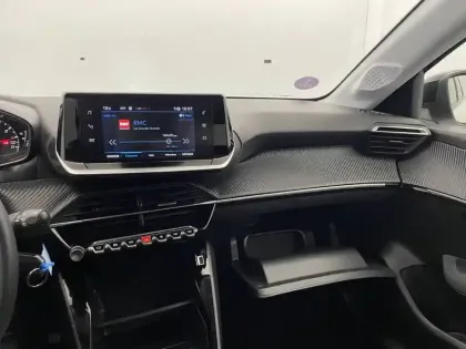 Photo 153 Peugeot 208  PureTech 75 S&S BVM5