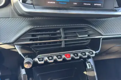 Photo 14 Peugeot 208 Gén. II Ph1 NG Style 5