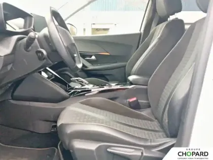 Photo 74 Peugeot 2008  Electrique 136 ch