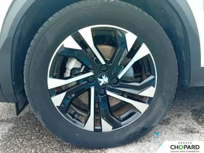 Photo 84 Peugeot 2008  Electrique 136 ch