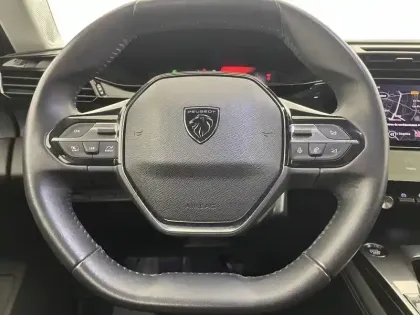 Photo 22 Peugeot 308  PureTech 130ch S&S BVM6