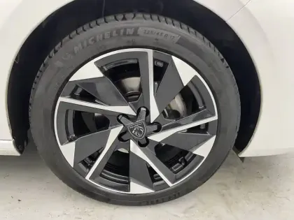 Photo 17 Peugeot 308  PureTech 130ch S&S BVM6