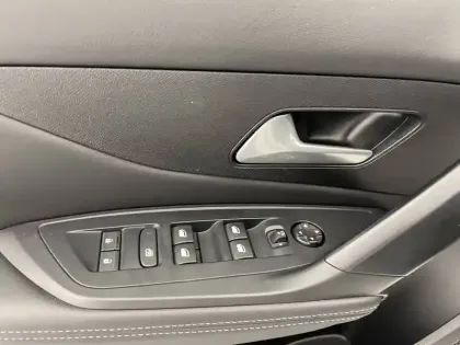 Photo 31 Peugeot 308  PureTech 130ch S&S BVM6