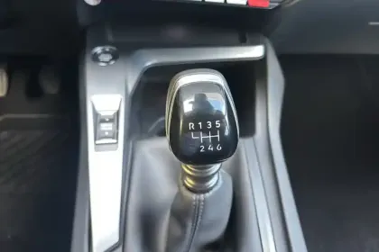 Photo 54 Peugeot 308 Gén. III Ph1 Allure 5