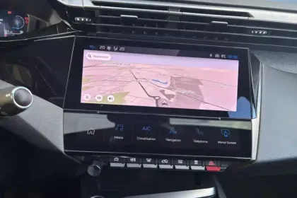 Photo 16 Peugeot 308  PureTech 130ch S&S BVM6