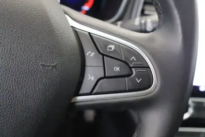 Photo 15 Renault Megane  IV Berline Blue dCi 115 EDC