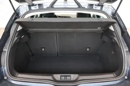 Photo 28 Renault Megane  IV Berline Blue dCi 115 EDC