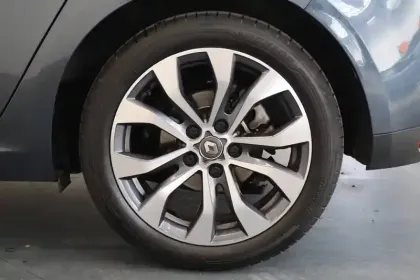 Photo 6 Renault Megane  IV Berline Blue dCi 115 EDC