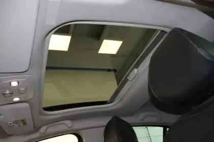 Photo 7 Renault Megane  IV Berline Blue dCi 115 EDC