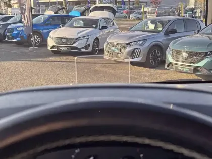 Photo 17 Peugeot Expert Gén. III Ph1 NG Asphalt 1